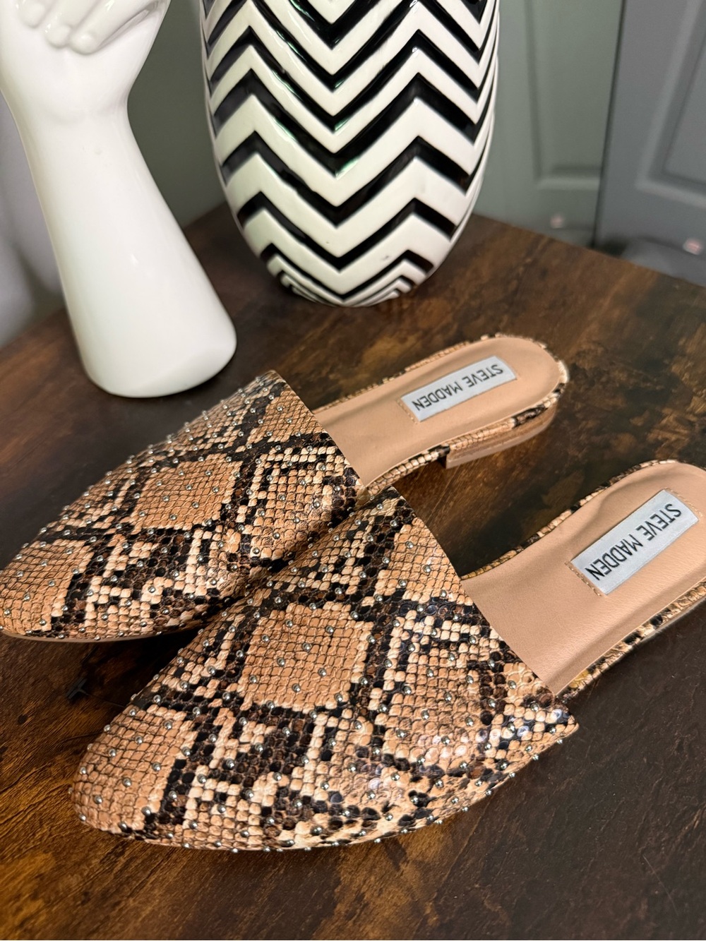 Steve Madden Tan & Black Snake-Print Pointed Mules